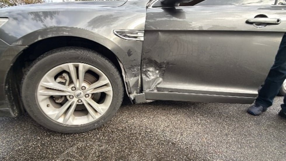 Cuban man arrested after ramming ICE vehicles during arrest attempt in San Antonio