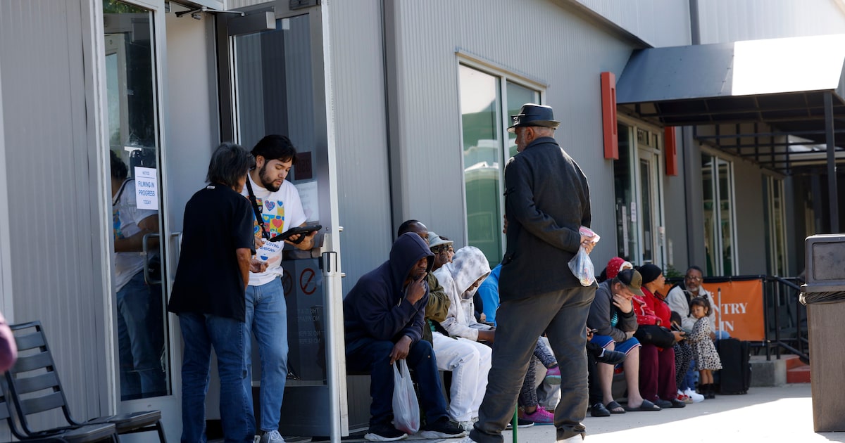 Letters to the Editor — Homeless in Dallas, conservative views, vaccines, Ukraine