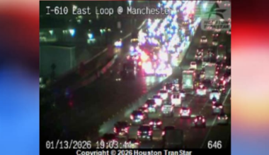 Southbound lanes of I-610 East Loop shut down at Manchester due to major crash
