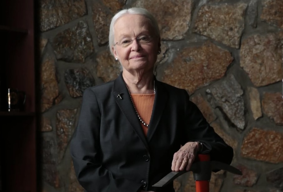Today, the Diana Natalicio Institute for Hispanic Student Success at The University of Texas at El Paso is hosting the Diana Natalicio Impact and Legacy Celebration, a full day of events honoring Natalicio’s enduring impact on UTEP, the El Paso community and higher education at large.