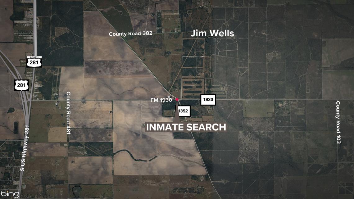 Multi-agency manhunt underway near Alice after two detainees escape transport