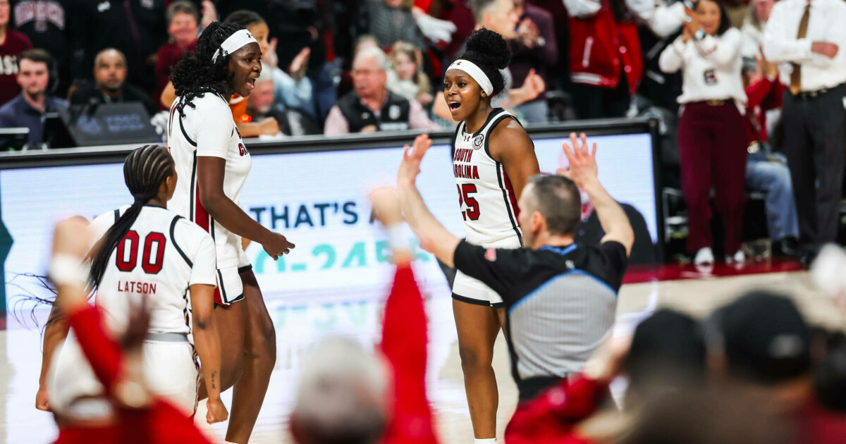 No. 2 South Carolina beats No. 4 Texas 68-65 – University of South Carolina Athletics