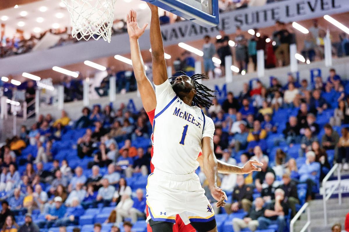 McNeese Faces Texas A&M–Corpus Christi Monday in Key SLC Game