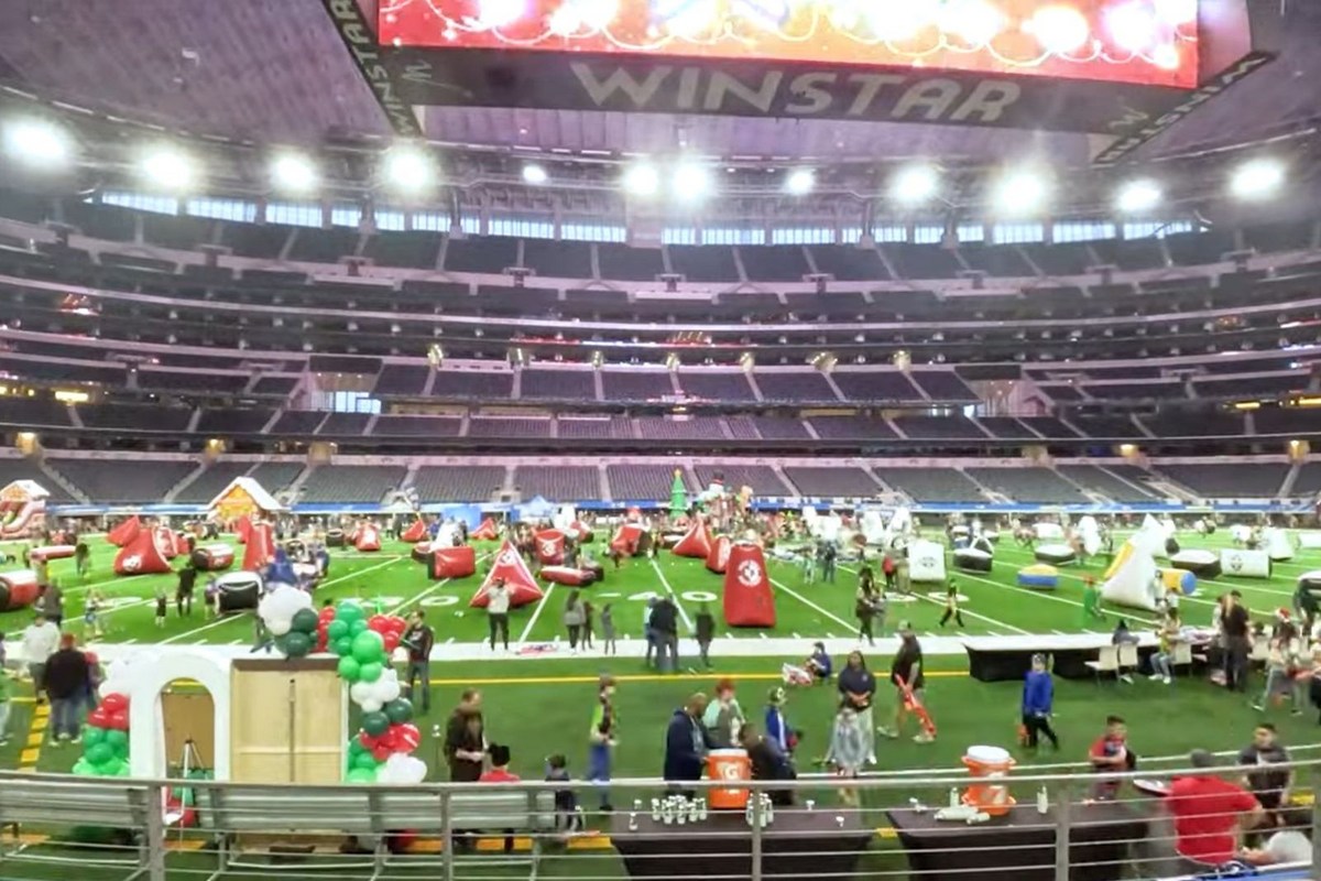 World Record for the Largest Toy Pistol Fight was Set in Texas
