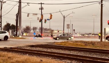 Major crash shuts down northeast-side roadway, SAPD says