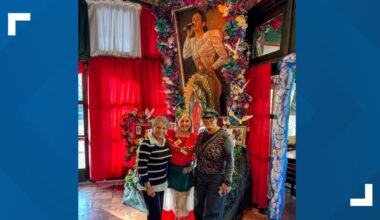 San Antonio’s Mi Tierra welcomes Quintanilla family, honors Selena