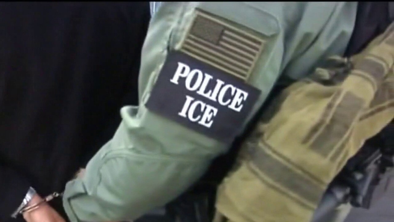 APD to update policy on ICE cooperation