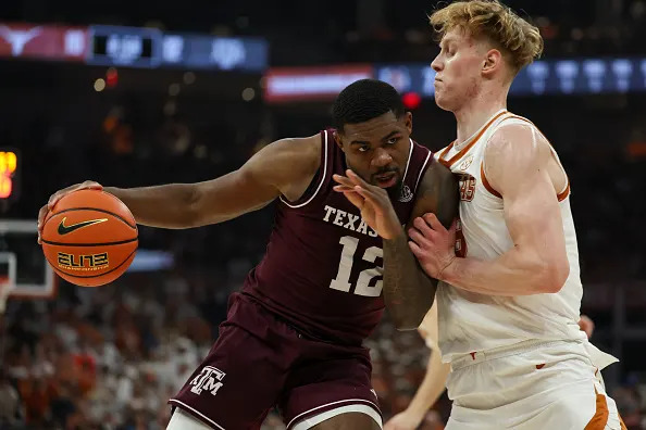 AUSTIN, TX – JANUARY 17: Forward Rashaun Agee #12 of the Texas A&M Aggies bodies for position against center Matas Vokietaitis #8 of the Texas Longhorns during the SEC college basketball game between Texas Longhorns and Texas A&M Aggies on January 17, 2026, at Moody Center in Austin, TX. (Photo by David Buono/Icon Sportswire via Getty Images)
