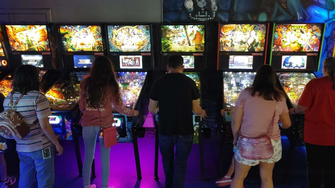 Quasars Arcade closing, says Sun Plaza facing demolition