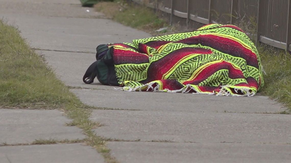 City opens overnight warming shelter ahead of weekend cold front