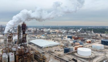 Texas Deep Freeze Shutters Some Energy-Consuming Industry Sites