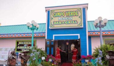 Arlington's Christmas restaurant Campo Verde to close