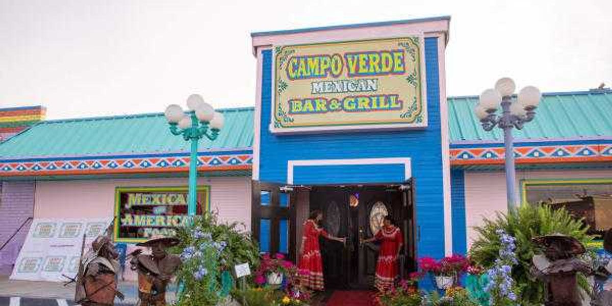 Arlington's Christmas restaurant Campo Verde to close