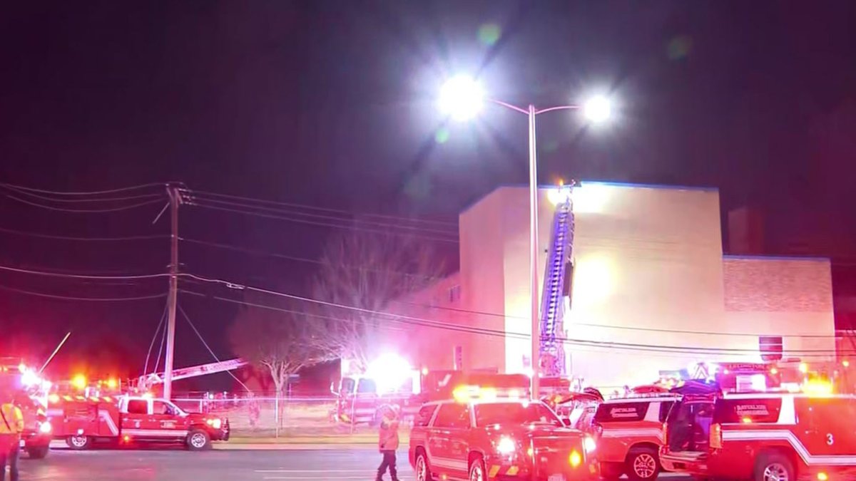 Fire disrupts demolition at Arlington school – NBC 5 Dallas-Fort Worth