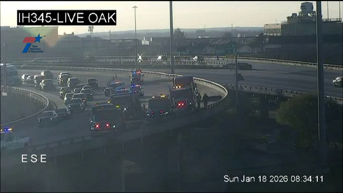 Spill involving pallets, oil and honey buns shuts down I-30 near downtown Dallas