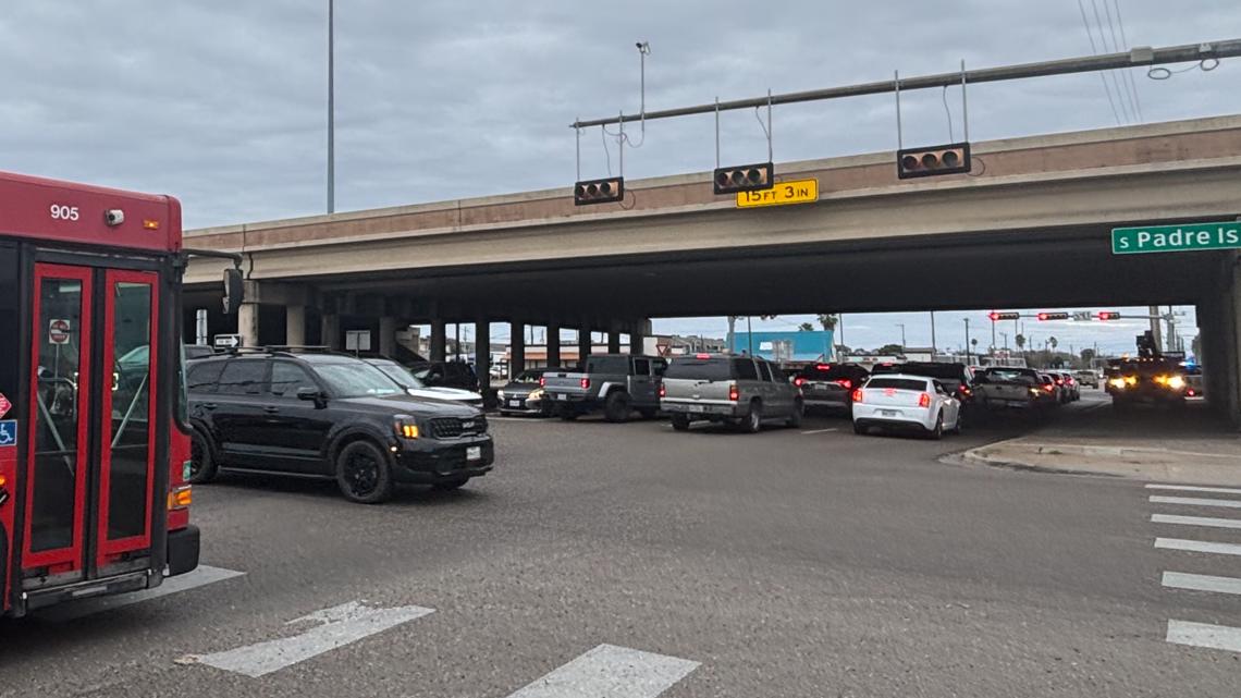 Traffic lights at Weber Rd. and S.P.I.D. fixed