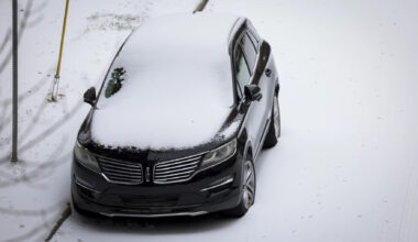 Arlington police respond to 40 crashes, 19 of them major, due to slick roads brought by Winter Storm