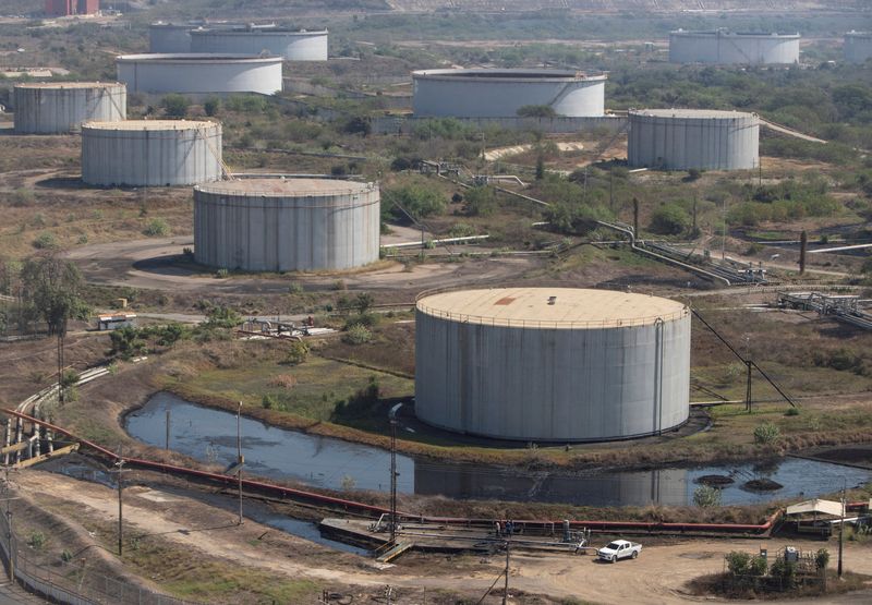 US oil capital Houston buzzes as industry limbers up for Venezuela oil rush