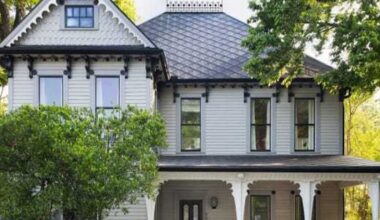 Elijah Wood's South Austin home for sale & more top stories