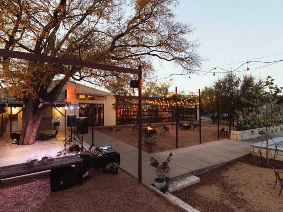 Franklin Backyard exterior