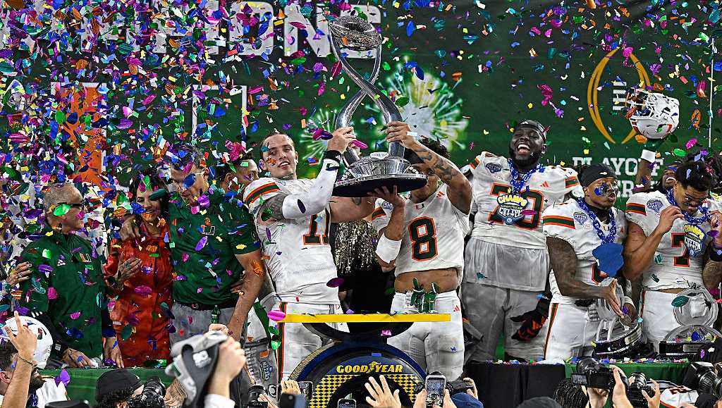 Miami beats defending national champ Ohio State 24-14 in the CFP quarterfinal at Cotton Bowl