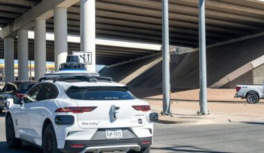 NTSB opens investigation into Waymo robotaxis for improperly passing school buses in Texas