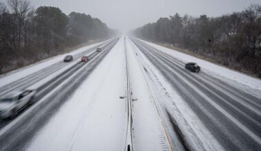 Thousands without power across Texas as winter storm sweeps through state