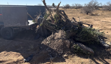 Man gets pickup stuck in El Paso desert while attempting to dump debris, deputies say
