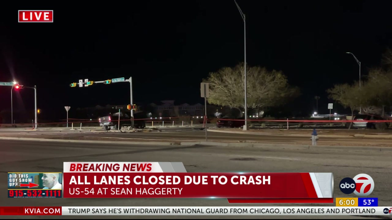 Crash in Northeast El Paso closes all lanes on Gateway North at Sean Haggerty