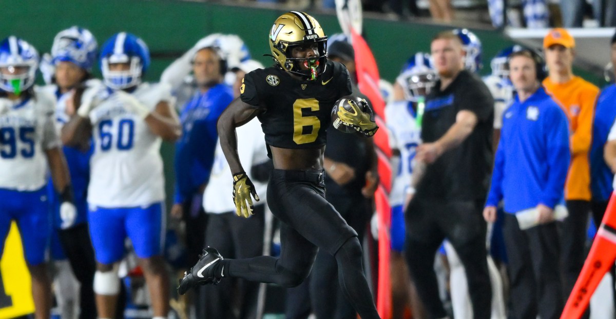 Texas set to host Vanderbilt transfer WR Tre Richardson