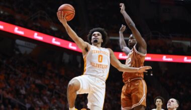 Texas trounced by No. 21 Tennessee, 85-71