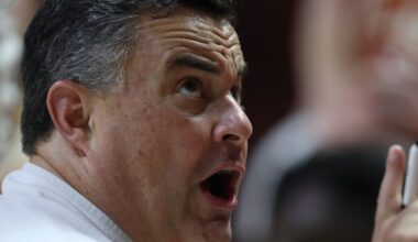 Sean Miller now openly feuding with his team