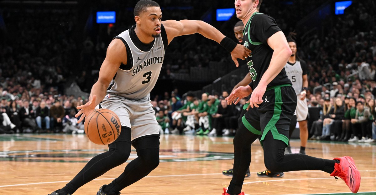San Antonio at Boston, Final Score: Spurs steal sloppy win from Celtics, 100-95