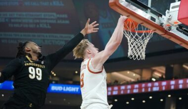Texas stomps No. 10 Vanderbilt, 80-64