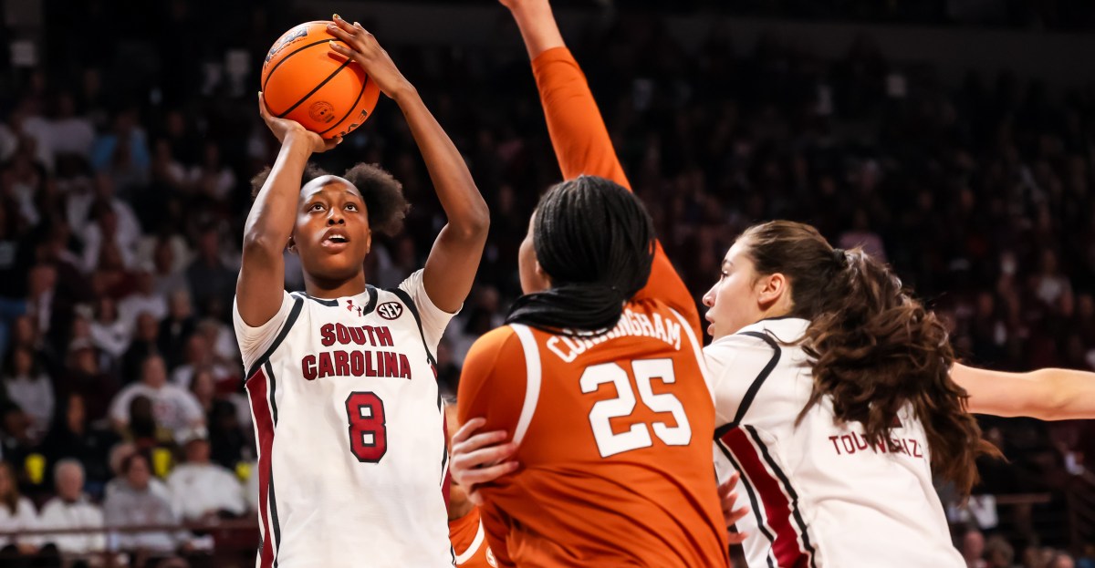 No. 4 Texas falls to No. 2 South Carolina, 68-65