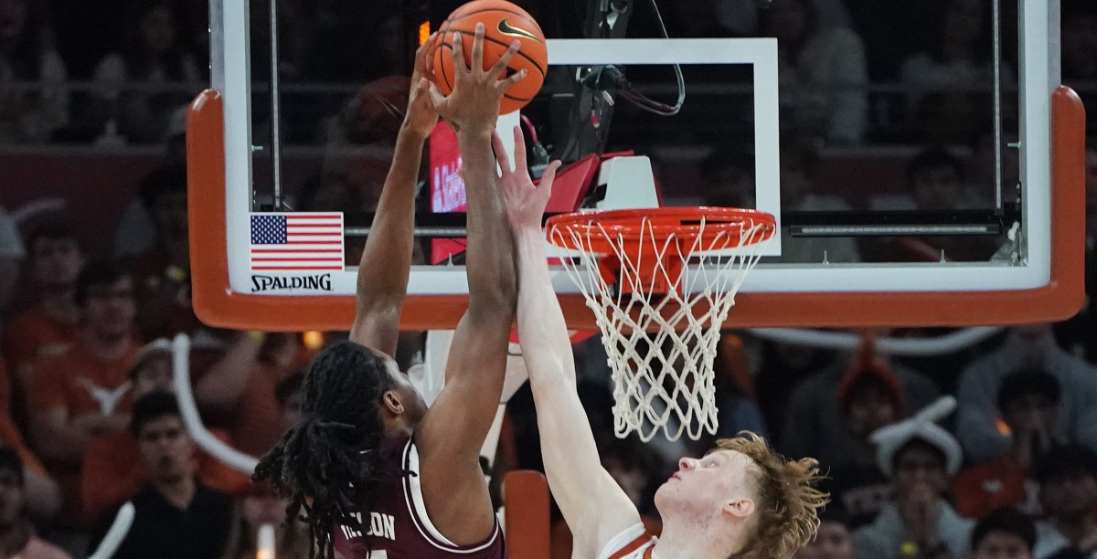 HIGHLIGHTS: Aggies take down the Horns in Austin 74-70