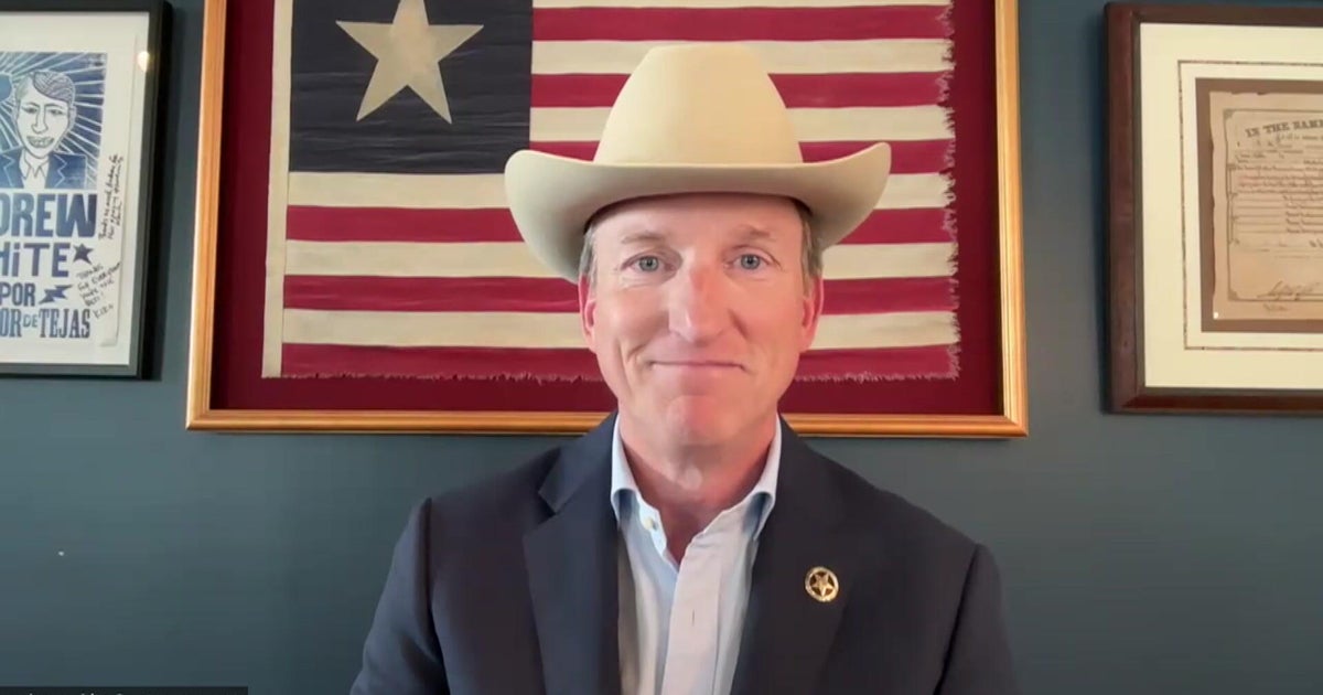 Texas Democrat drops from the primary race for governor, endorses Gina Hinojosa