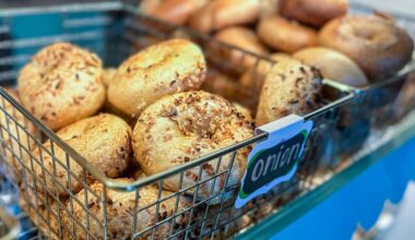 a basket of Lubbies Bagels