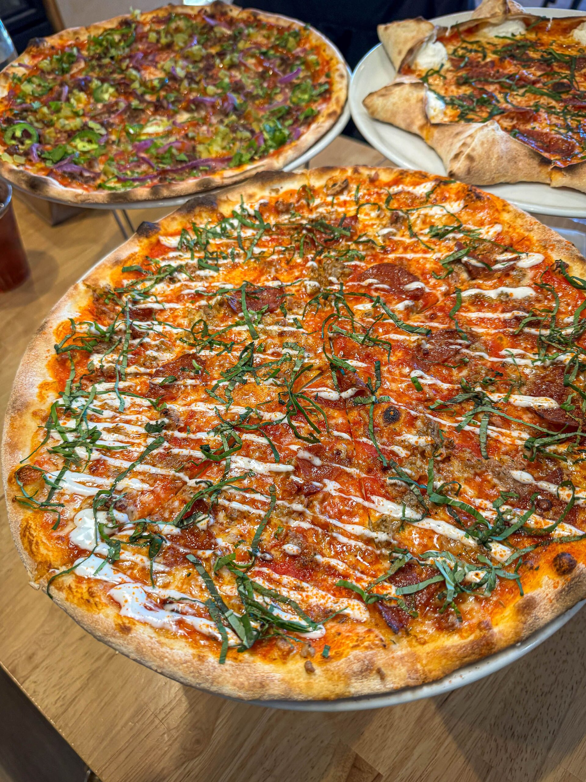 Mister O1 & Terry Black BBQ pizza