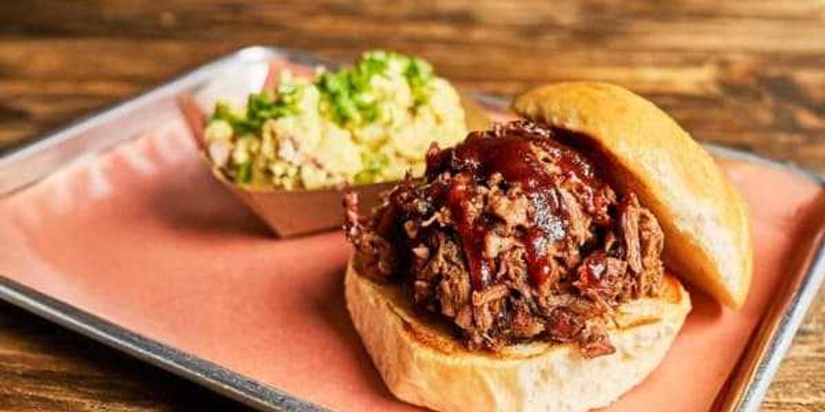 American Airlines adds Dallas' Pecan Lodge BBQ to menu