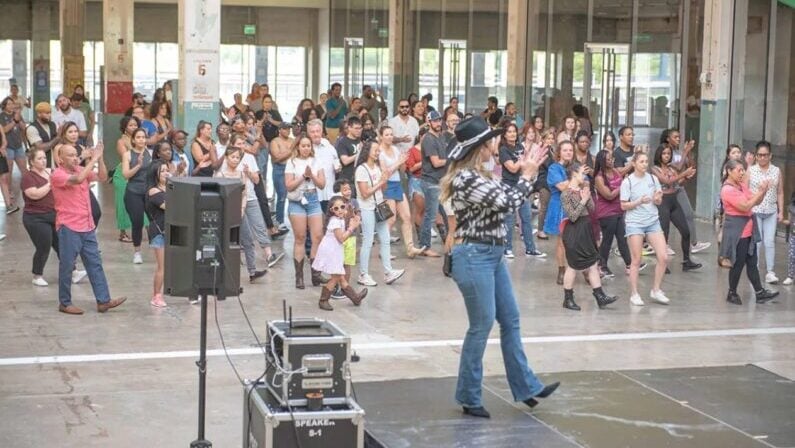 Free fitness classes Houston - Line Dance Night