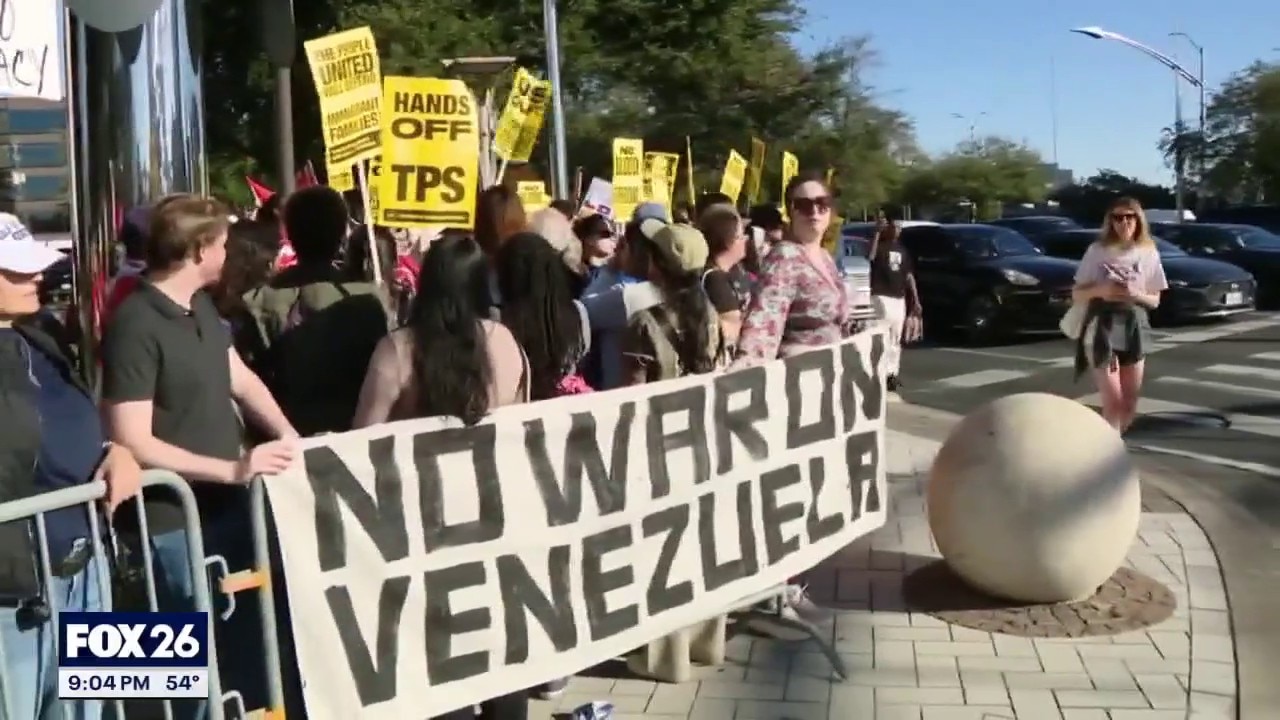 Houston protests the capture of Venezuela President