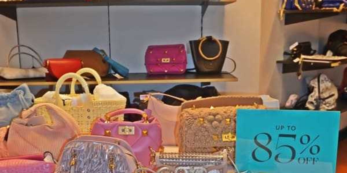 Saks Off 5th to close San Antonio store with blowout sale