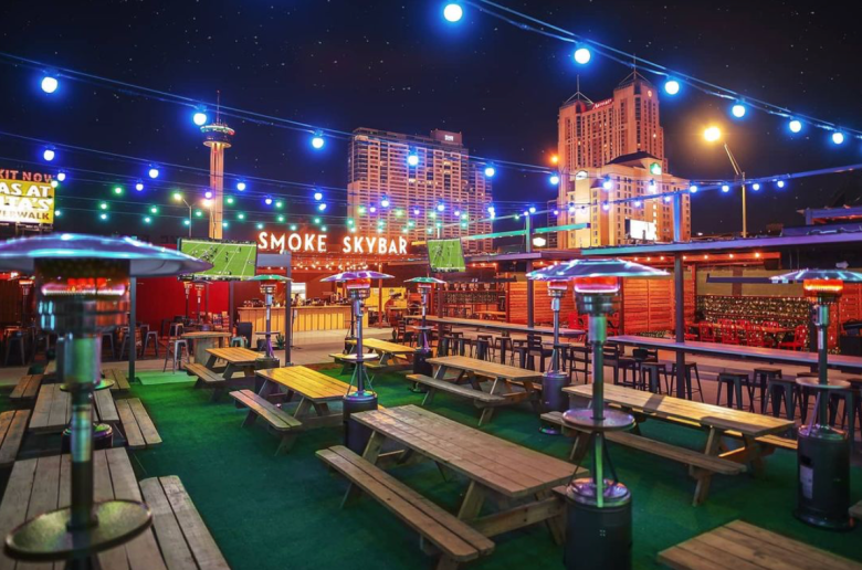 Smoke BBQ + Skybar gained attention for hosting rapper 50 Cent and other hip-hop artists.