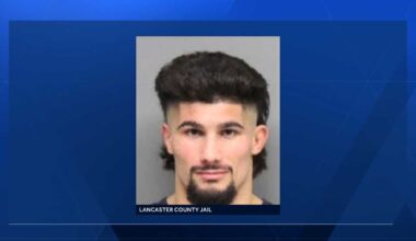 Nebraska wrestler arrested for warrant in Texas