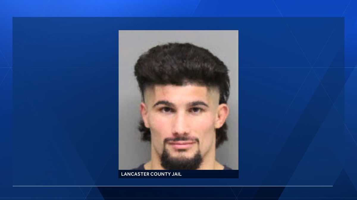 Nebraska wrestler arrested for warrant in Texas