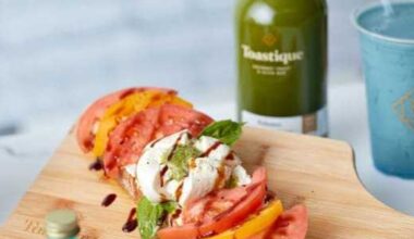 Toastique brings fancy toasts and smoothies to Uptown Dallas