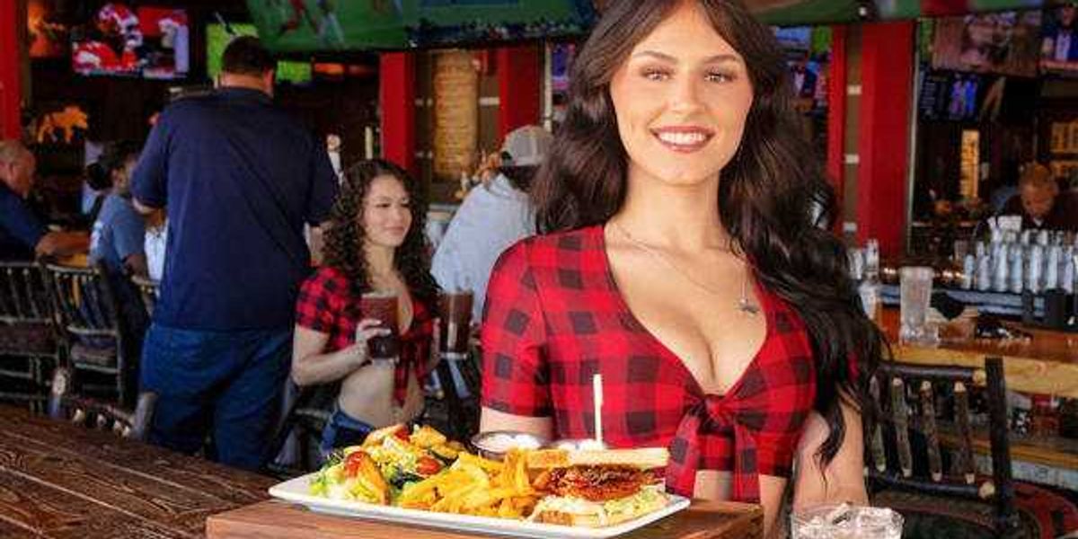 Texas chain Twin Peaks files for bankruptcy