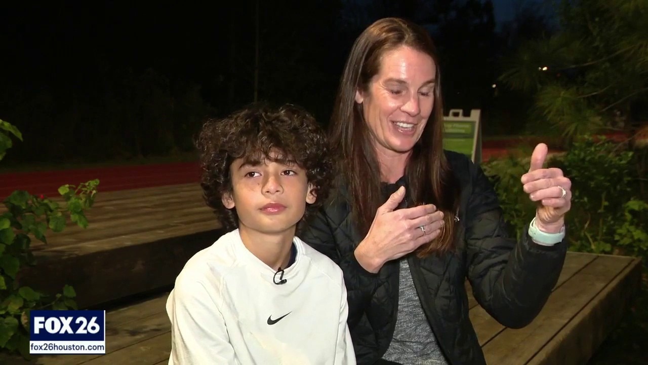 11 year old sets a new world record in Houston marathon
