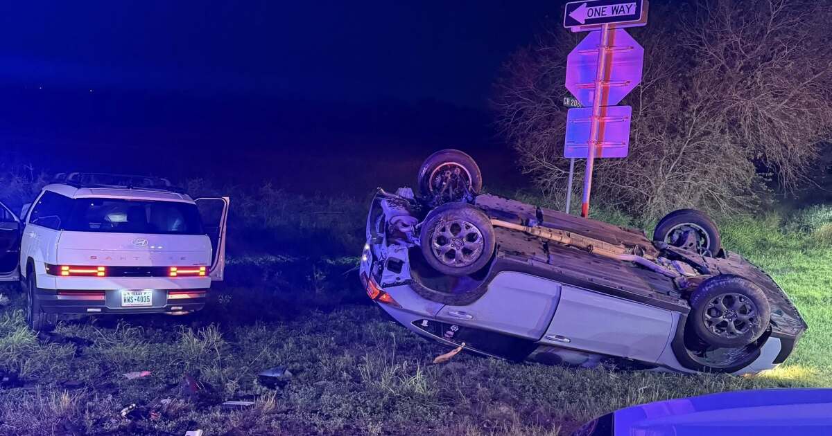 Four injured in early morning rollover crash outside of Odem